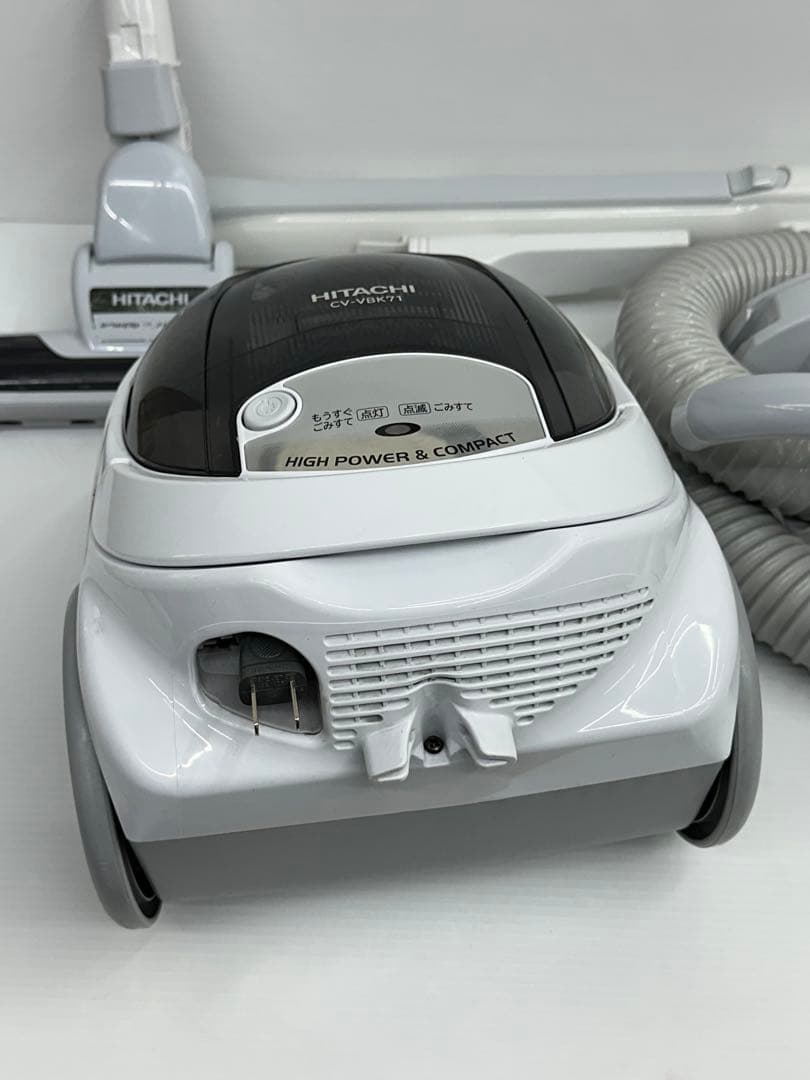 動作保証品　2023年製　本体　日立　掃除機　CV-VBK71 中古 セット