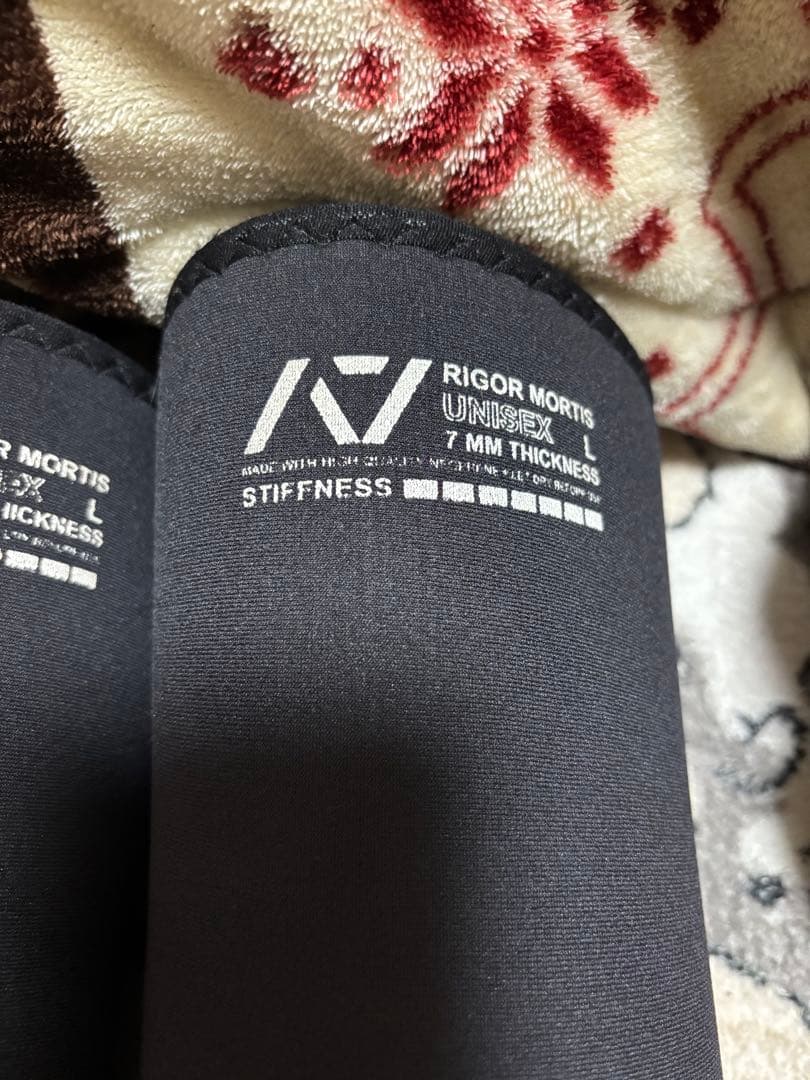 A7 Hourglass Knee sleeve Lサイズ ニースリーブ