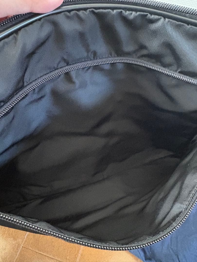 PRADA プラダ ビジネスバッグ ブリーフケース ナイロン 三角ロゴ 黒