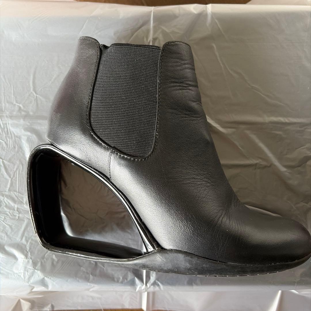 UNITED NUDE / Step Mobius Chelsea 37 黒