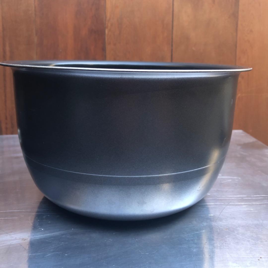 稼働品　ZOJIRUSHI 美品　IH炊飯器　5合炊き