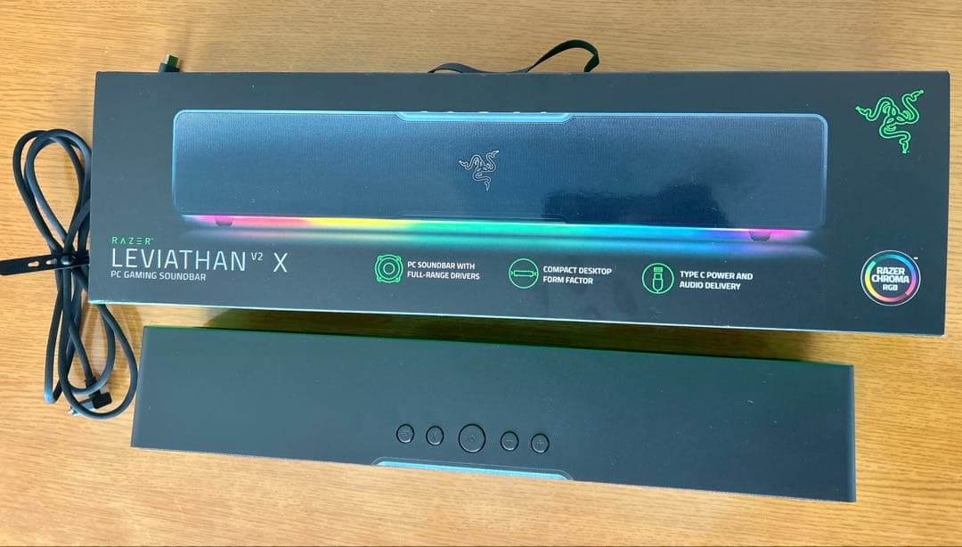 Razer レイザー Leviathan V2 X ゲーミング サウンドバー