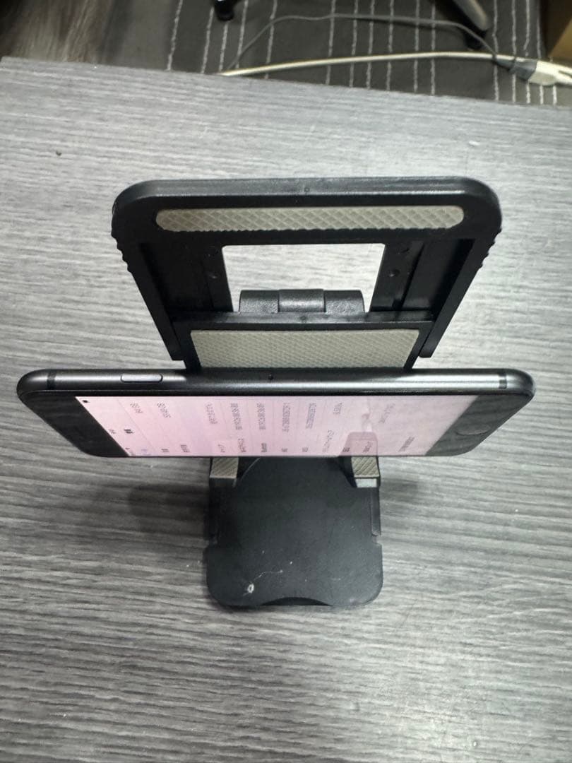 Apple iPhone 8 スペースグレー 本体64GB シムフリー12-1