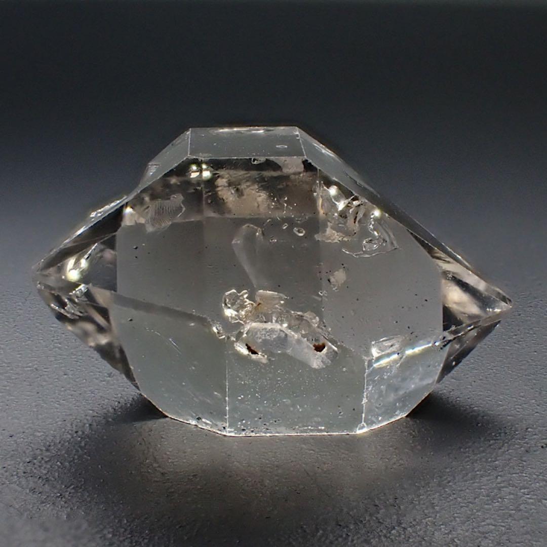 【パキスタン産】ライトスモーキーダイヤモンドクォーツ