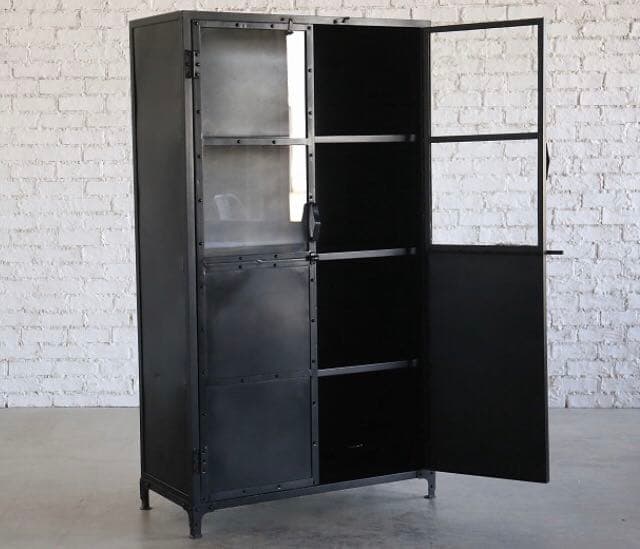 インダストリアルガラスキャビネット