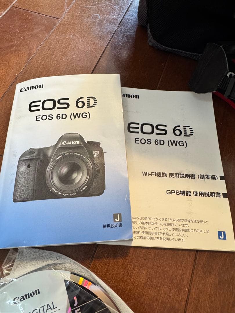 Canon EOS 6D デジタル一眼レフカメラ、バック付き