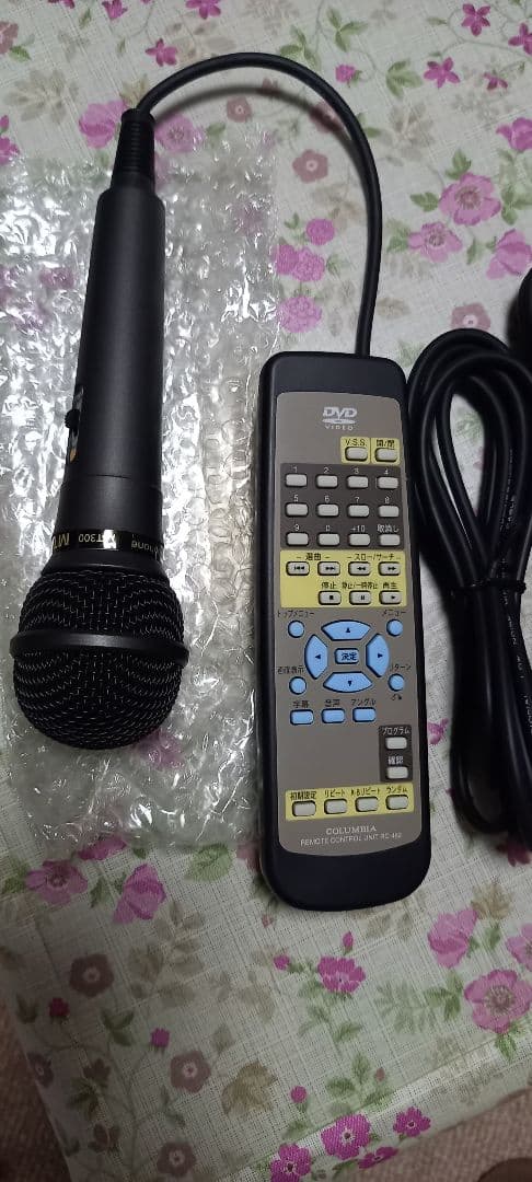 ラビットさん専用　未使用カラオケセット(マイク、説明書付き)　送料込み