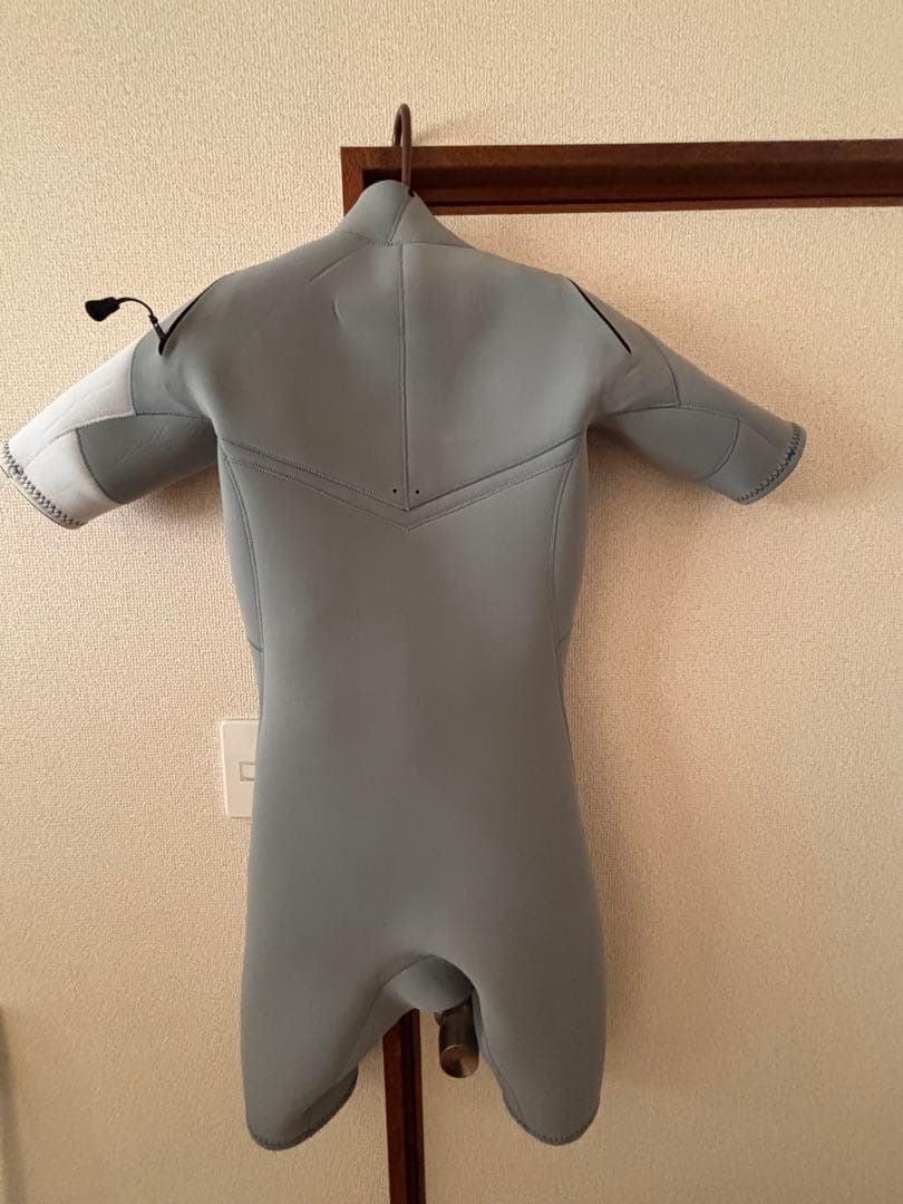 Quiksilver Hybrid U Zip スプリングウェットスーツ