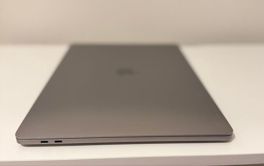 Macbook Pro 2019 16インチ Windows 11 Pro