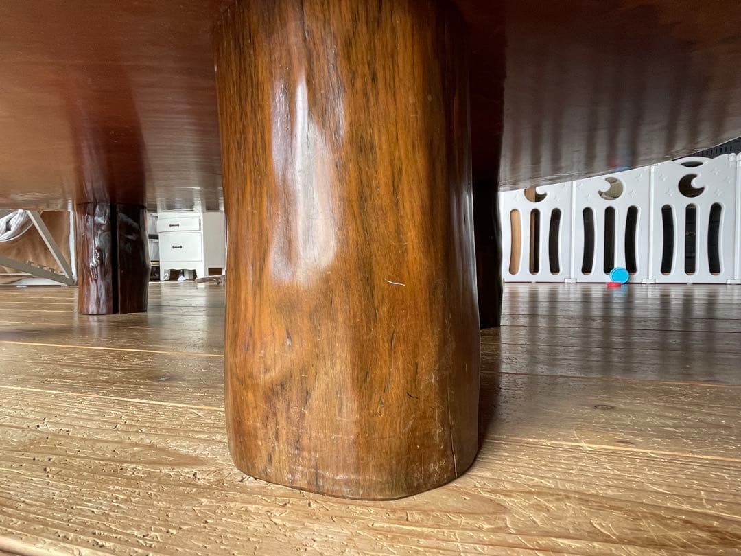 一枚板座卓 ブビンガ　テーブル　輪切り　円形木製座卓 光沢仕上げ