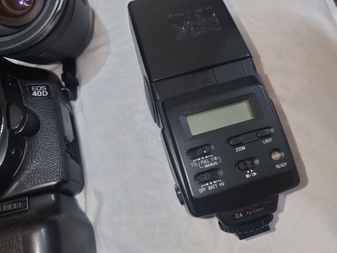 Canon EOS 40D バッテリーグリップ　レンズ2本　TAMRON