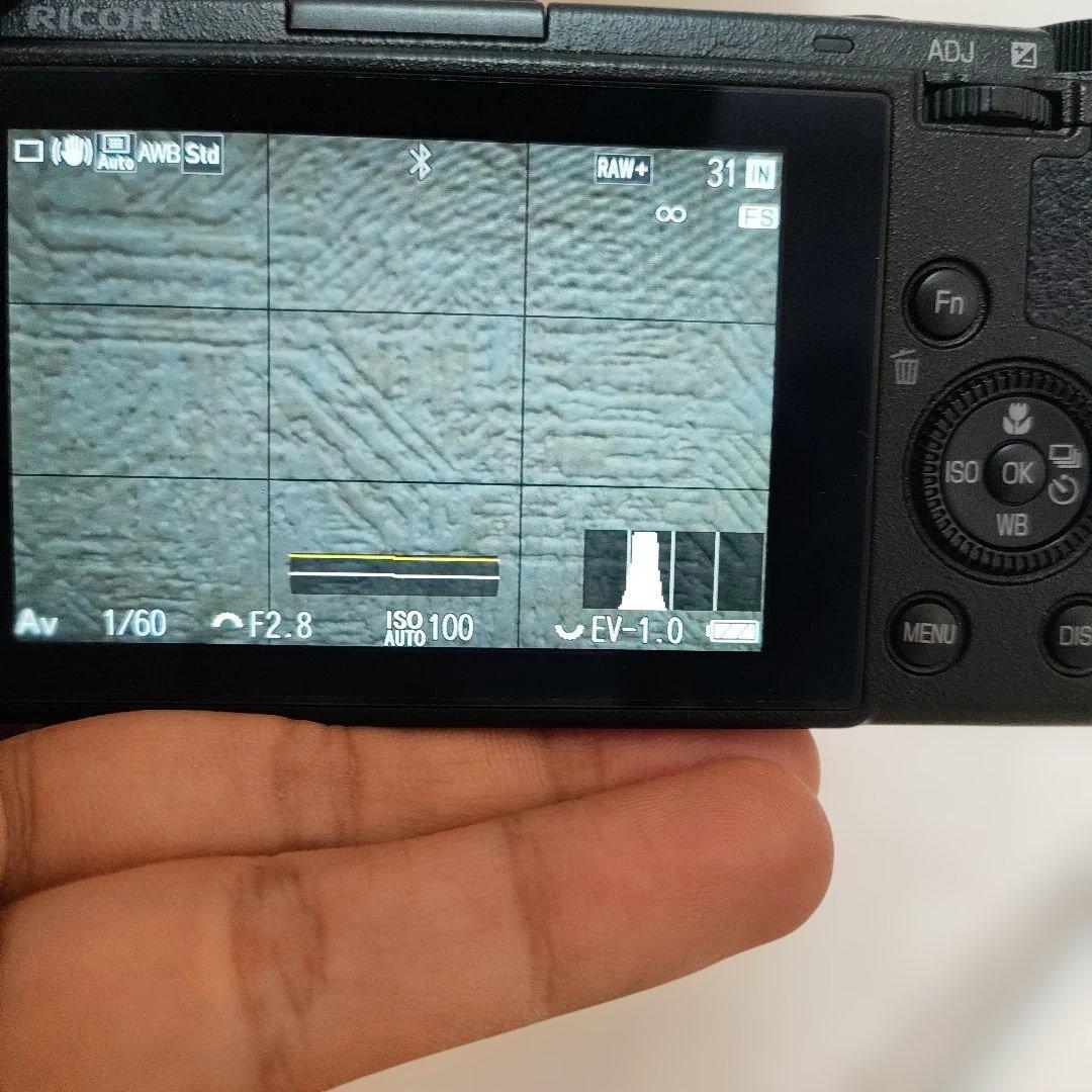 【ミニファインダー、レンズキャップ付属】RICOH GRⅢ　ショット数1228枚