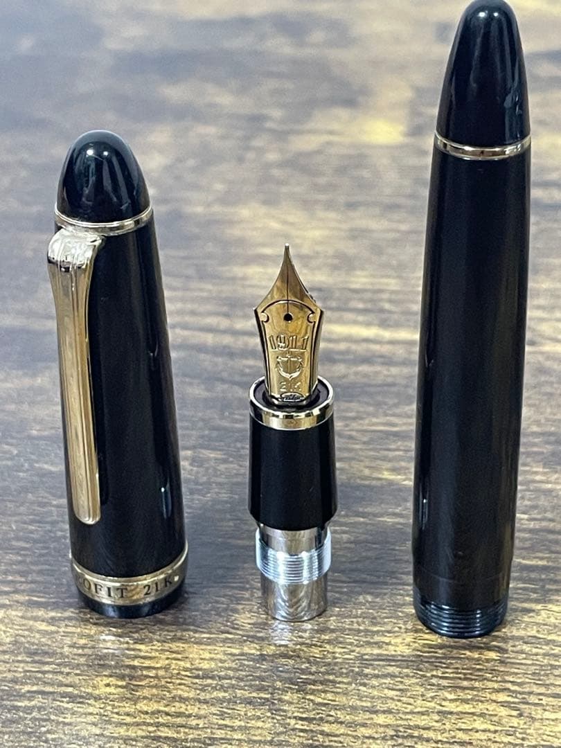 旧型ニブ　ホワイトゴールド　F プロフィット 21 セーラー　万年筆 21k