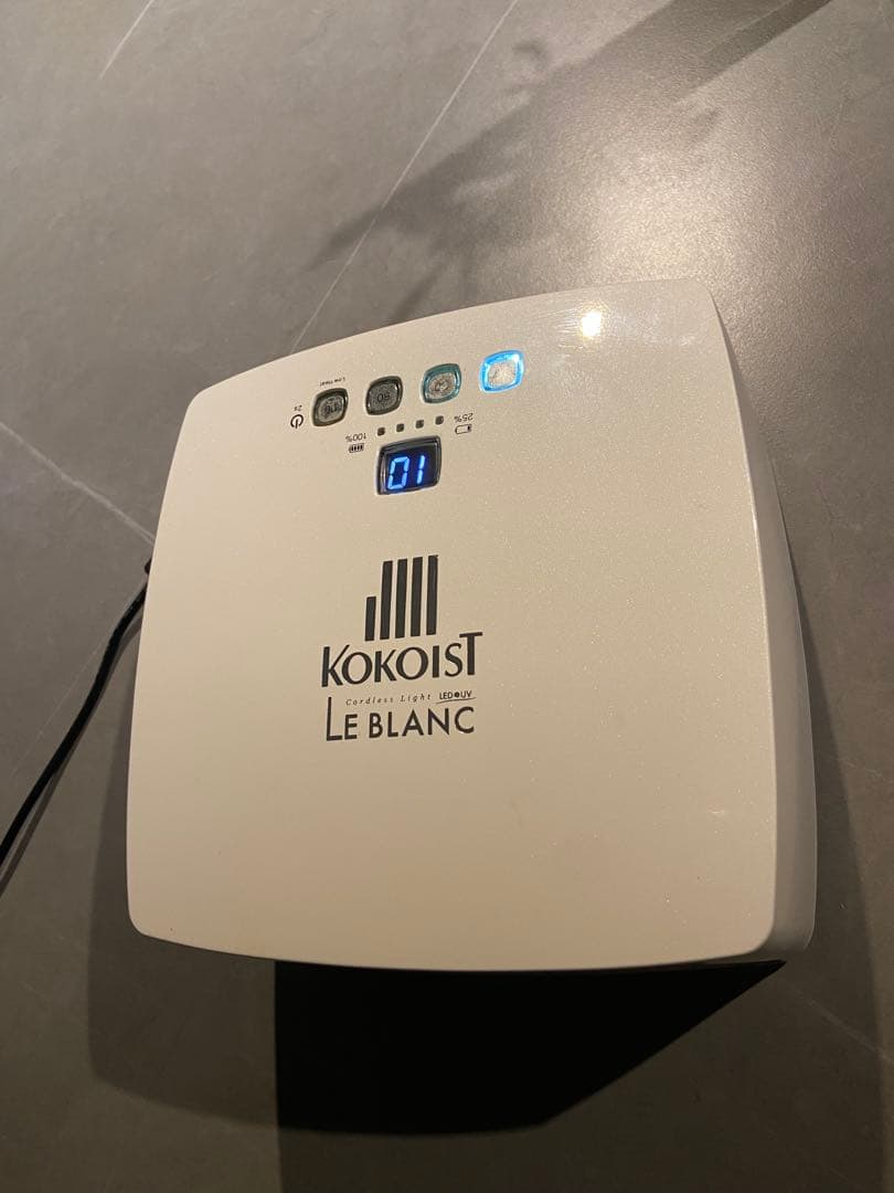 【＊KOKOIST LED&UV コードレスライト＊】