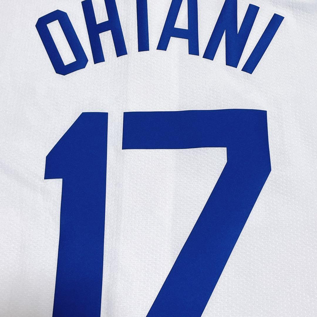 ドジャース　大谷翔平　ユニフォーム（L）　ボール　木製ミニバット