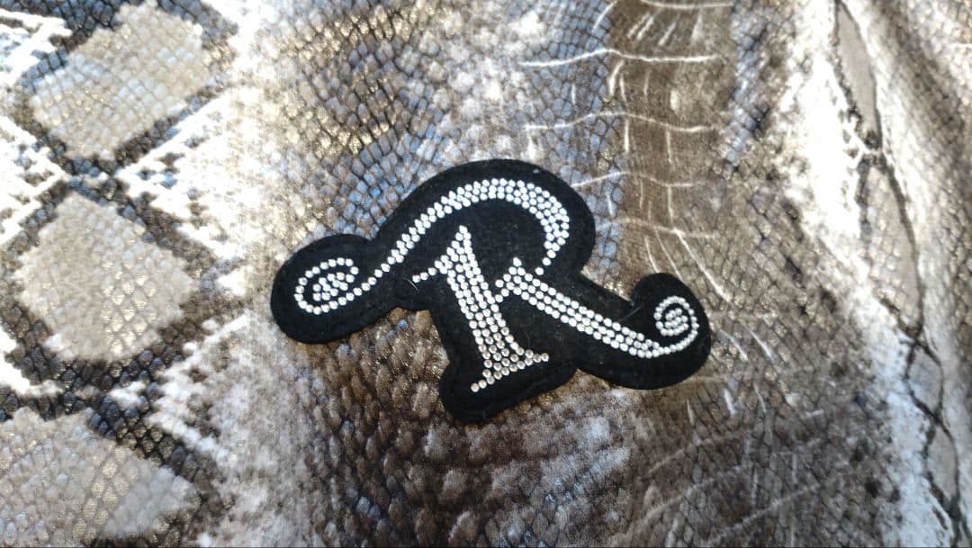 R-LONDON ロングモモンガ 蛇柄 タグ付き新品未使用