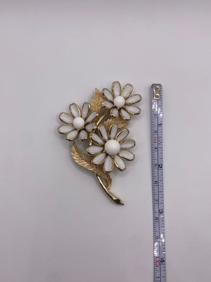 lotuscloud 2499⭐️TRIFARI トリファリ ブローチ ビンテージ