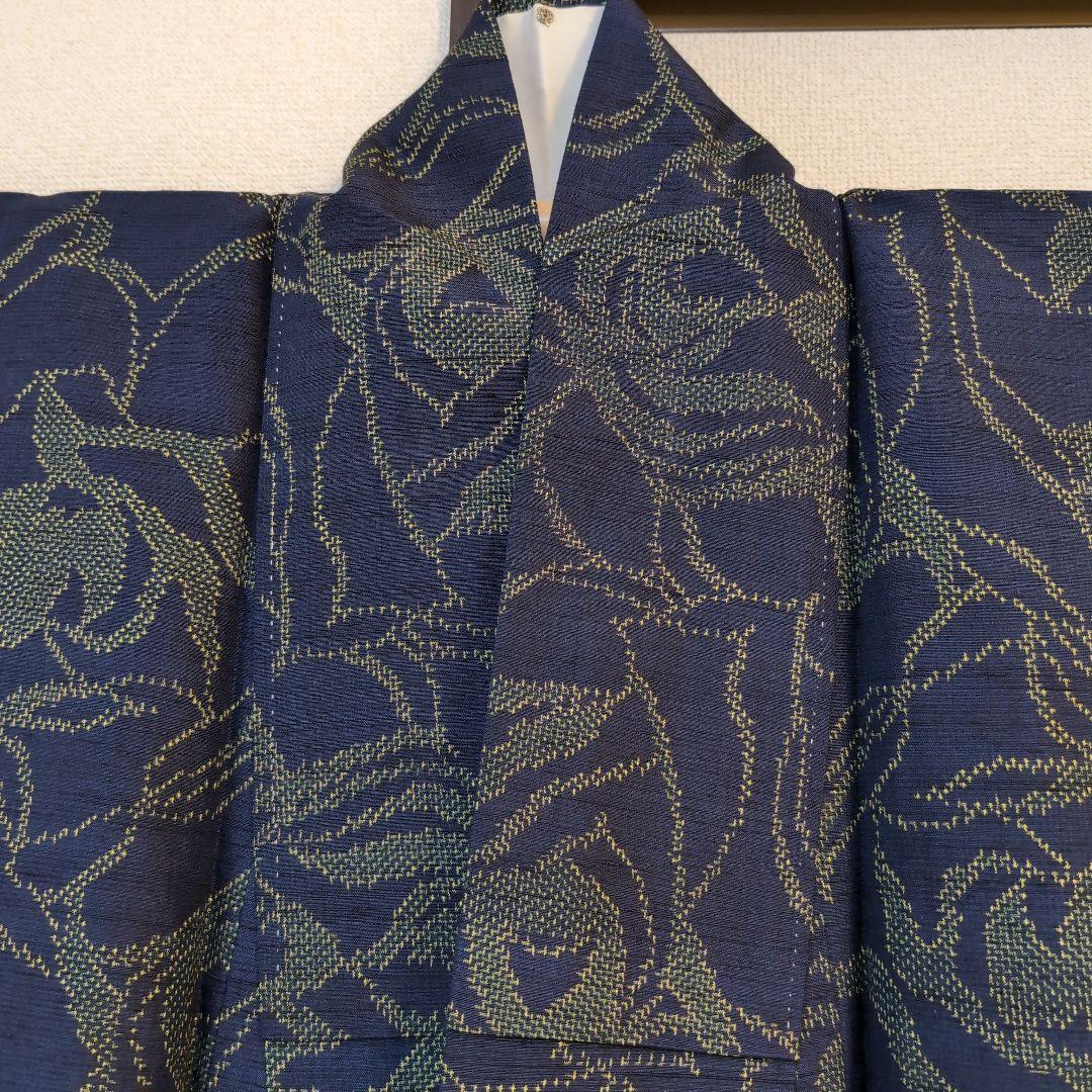 【三花】正絹　十日町紬　紺　薔薇　バラ　着物　リユース