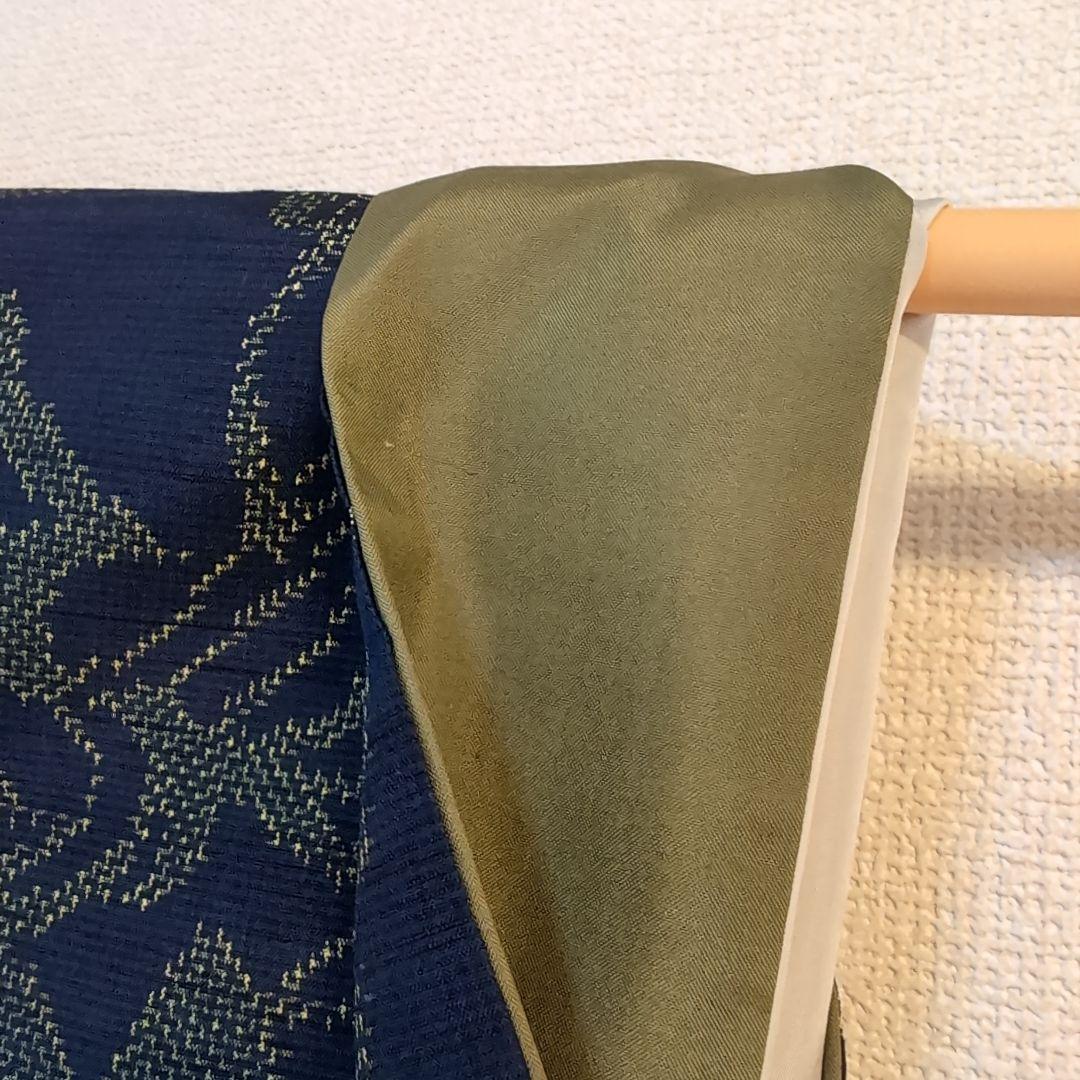 【三花】正絹　十日町紬　紺　薔薇　バラ　着物　リユース