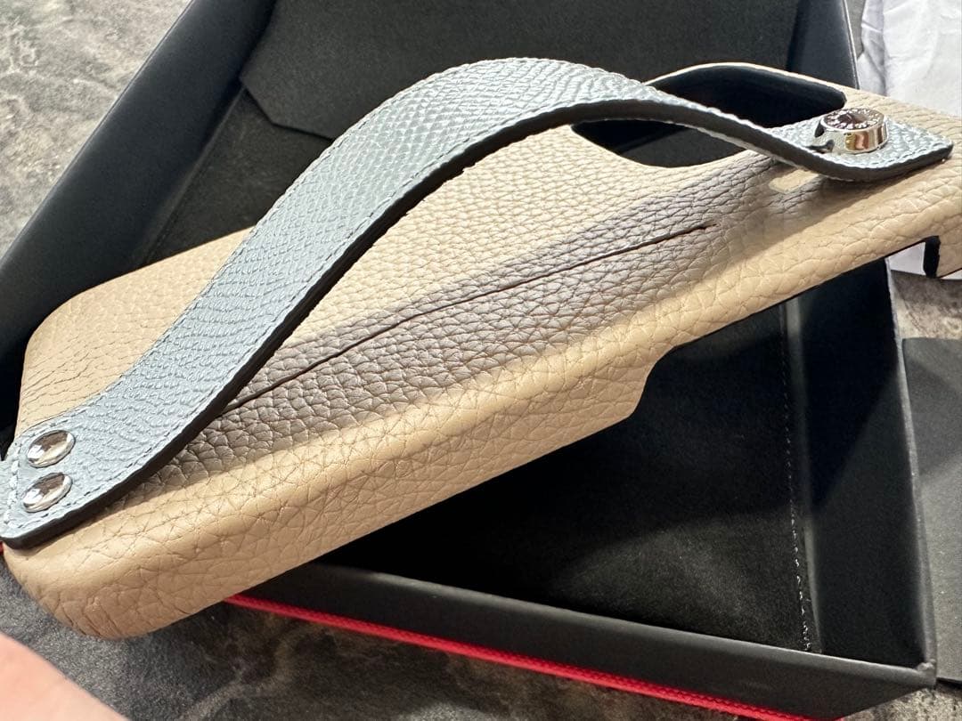 新品 iPhone14pro ボナベンチュラ