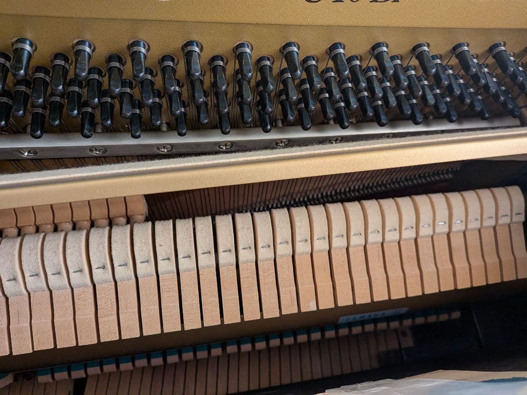 YAMAHA 鍵盤数88 黒ピアノ 椅子付き