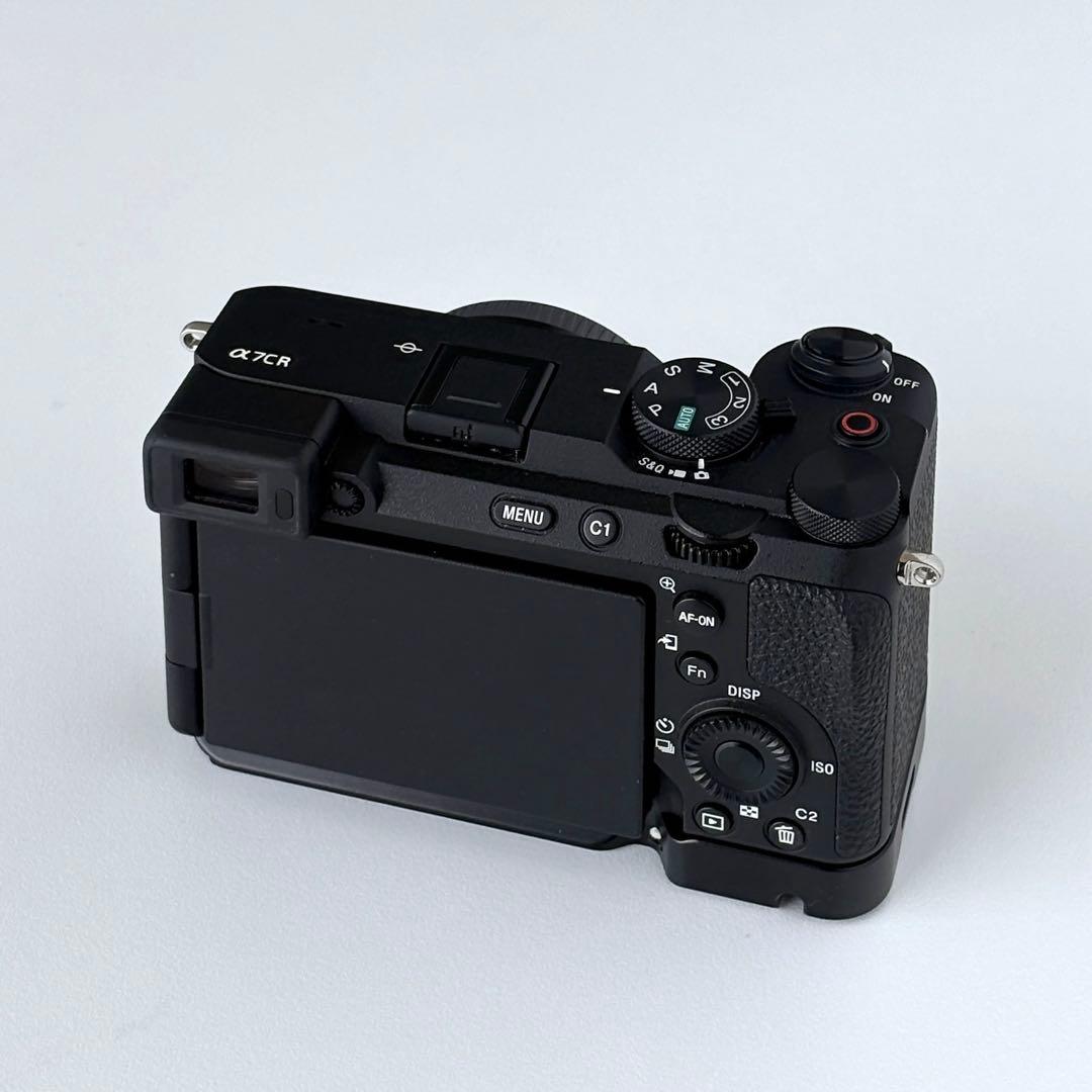 【超美品】SONY α7CR 6500万画素 本体 smallrig グリップ付