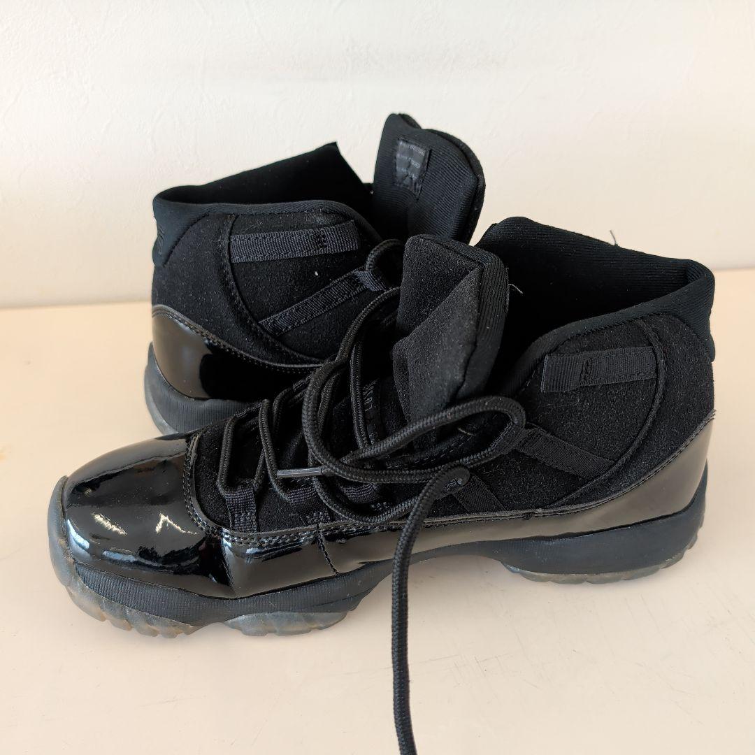 NIKE　Air Jordan　11