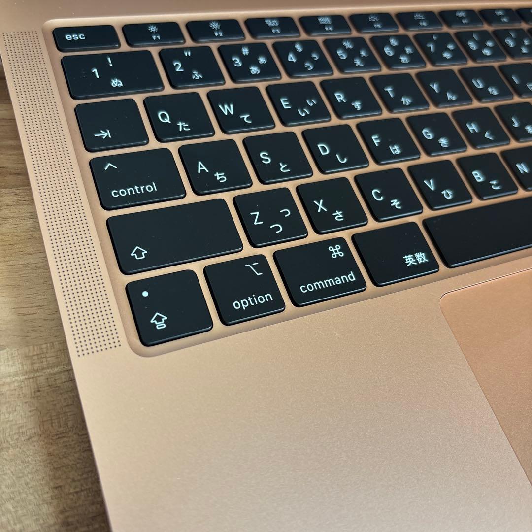 MacbookAir 13インチ 充放電回数:11回 8GB(おまけつき)