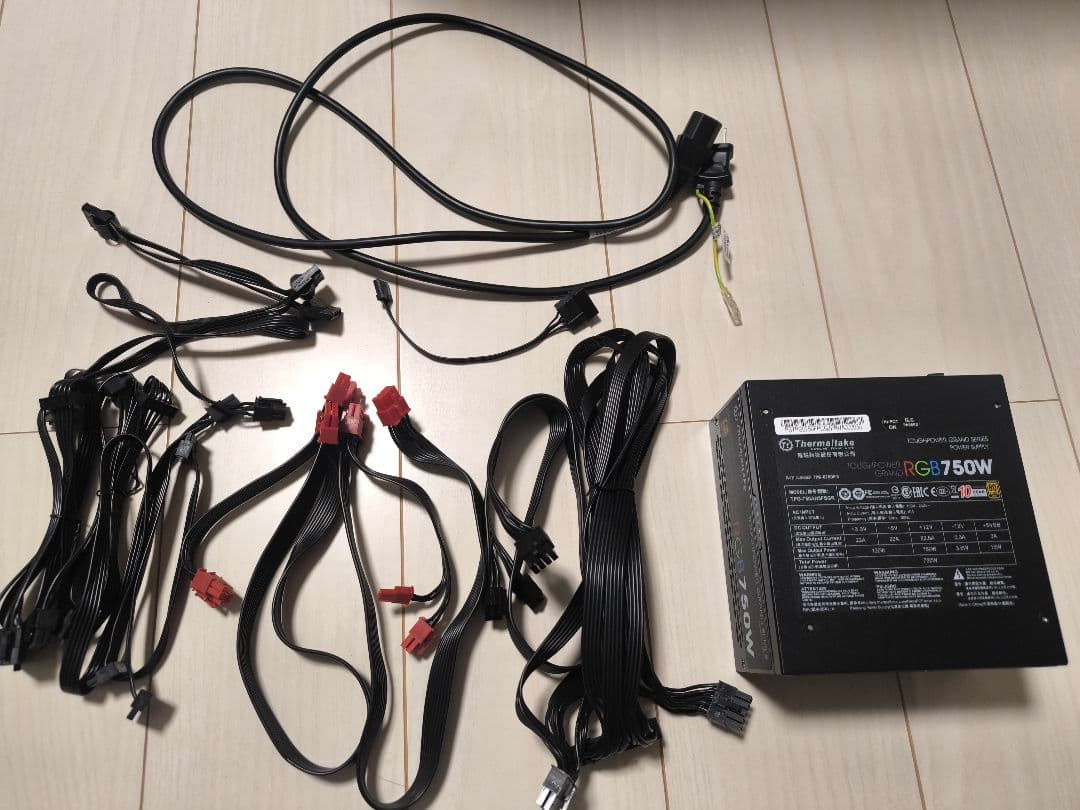 Corsair 750W電源 TOUGHPOWER GRAND RGB750W