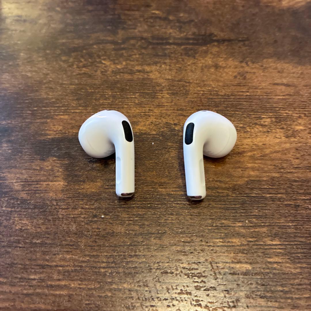 Apple AirPods 第3世代 正規品 【美品・動作良好・付属品完備】