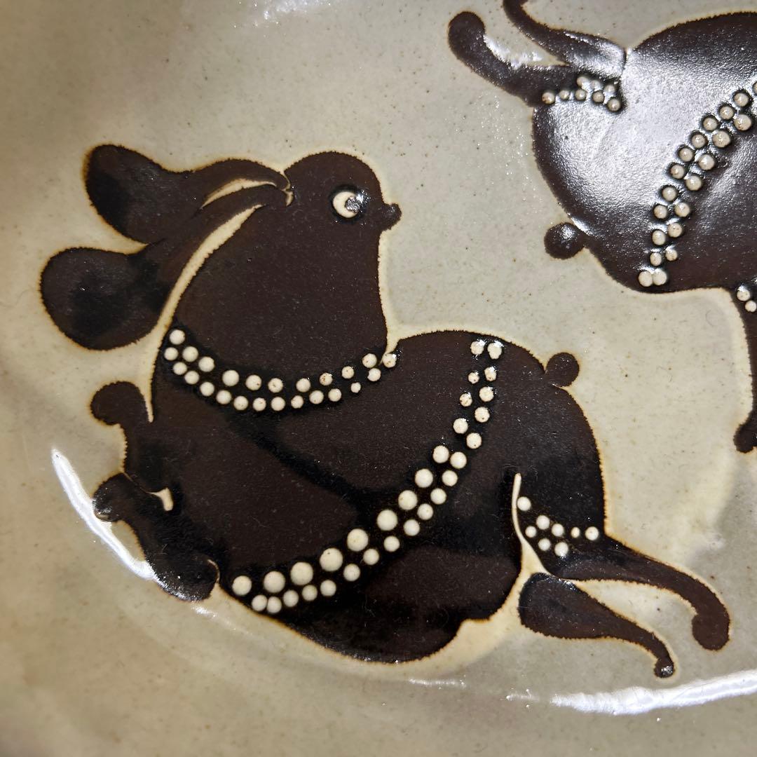 作家　陶芸作家　スリップウエア　うさぎ　オーバル　カレーパスタ　深皿　①