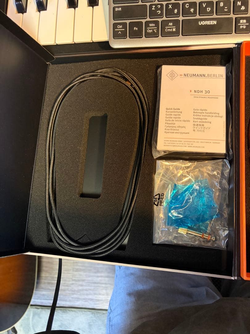 【極美品】NEUMANN NDH30 開放型モニターヘッドホン・付属品完備