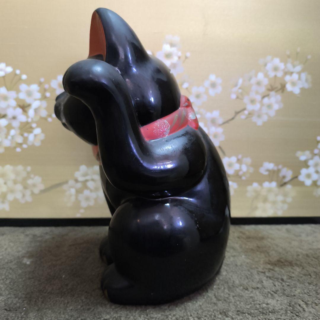 陶器製　可愛らしい黒い招き猫 レア