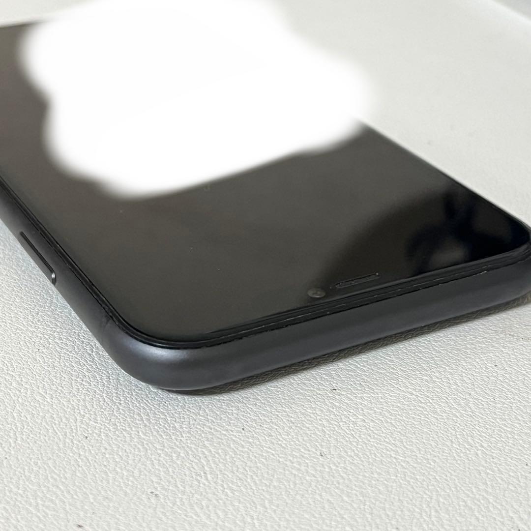 明日配送〇iPhone 11 128GB SIMフリー ブラック