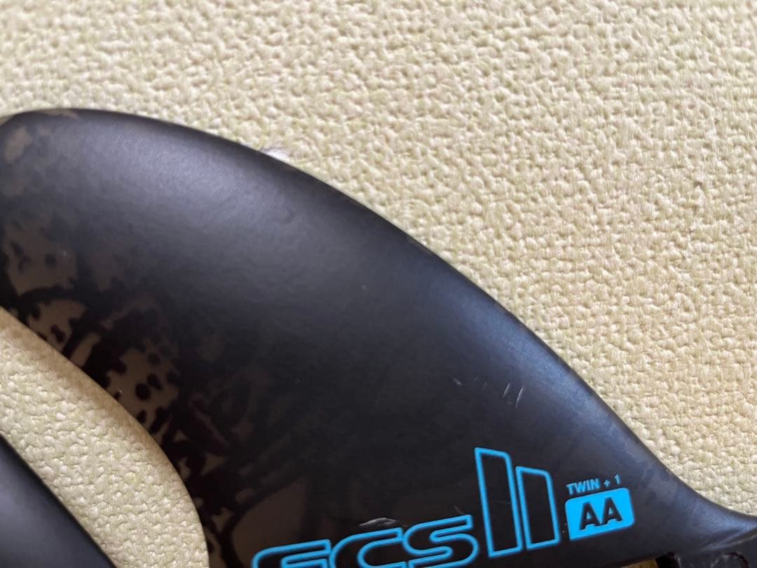 AIPA FCS II サーフボードフィン 3点セット