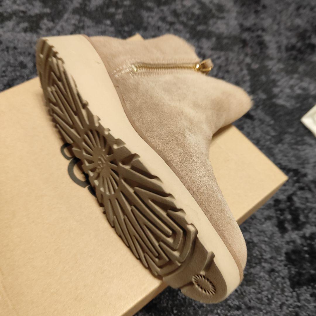 【美品】UGG ムートンブーツ ファスナー付き23cm レディース