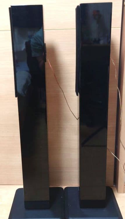 ONKYO. D-108E スタンド型スピーカー 黒ケーブル付き