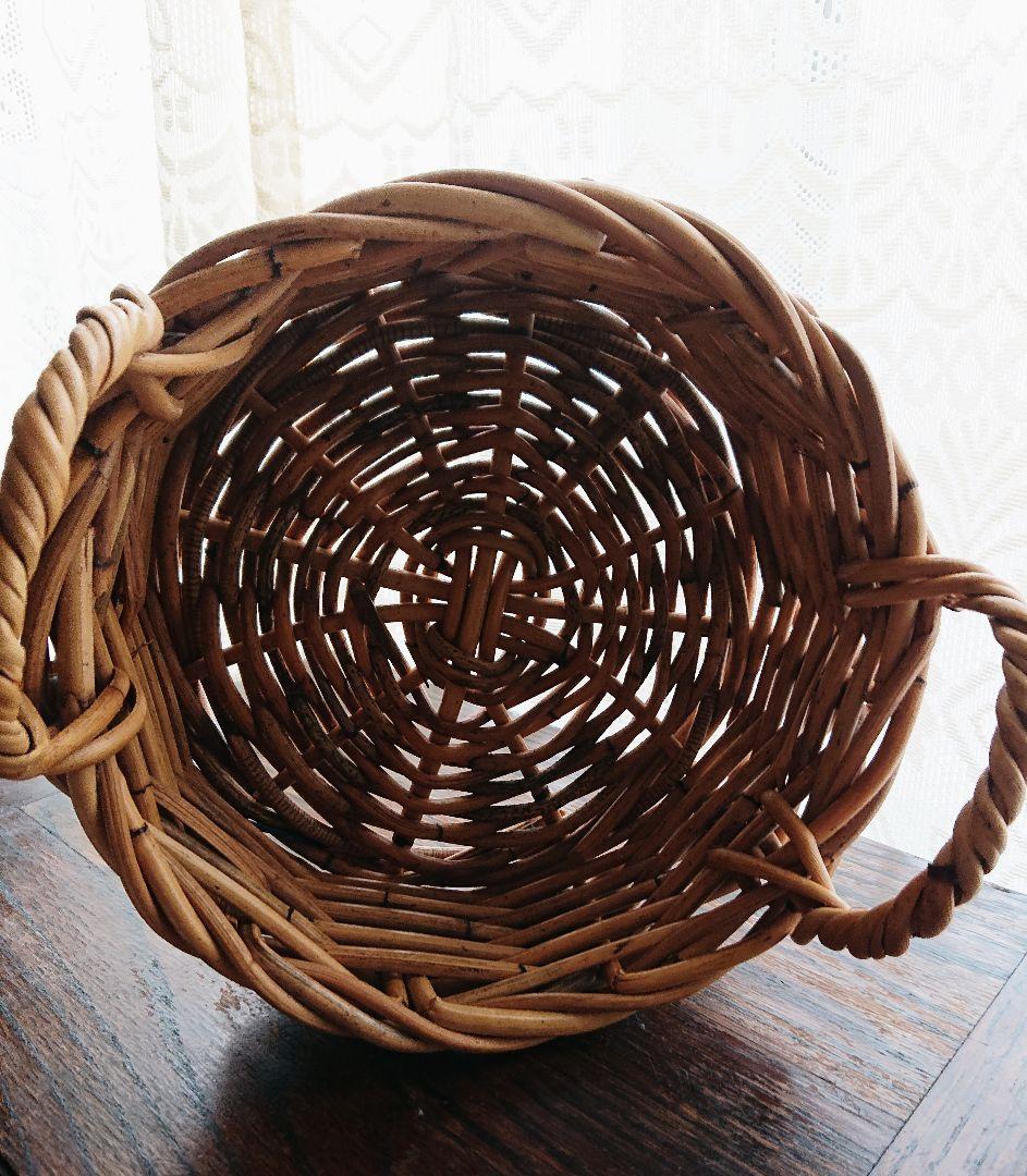 アンティークラタン蓋付きパニエ 大きめサイズ＆ラウンドパニエ2点セット