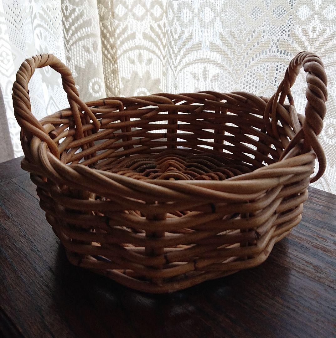 アンティークラタン蓋付きパニエ 大きめサイズ＆ラウンドパニエ2点セット