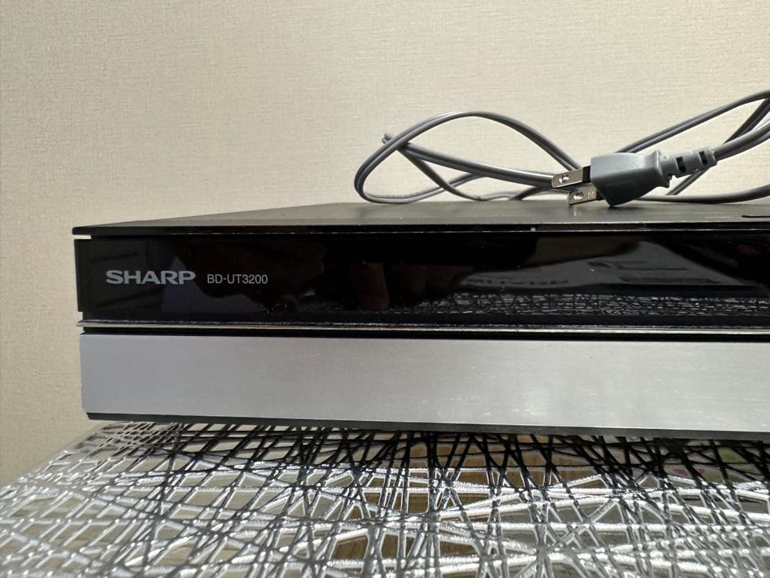 ULTRA HD 3TB シャープ　ブルーレイレコーダー　BD-UT3200