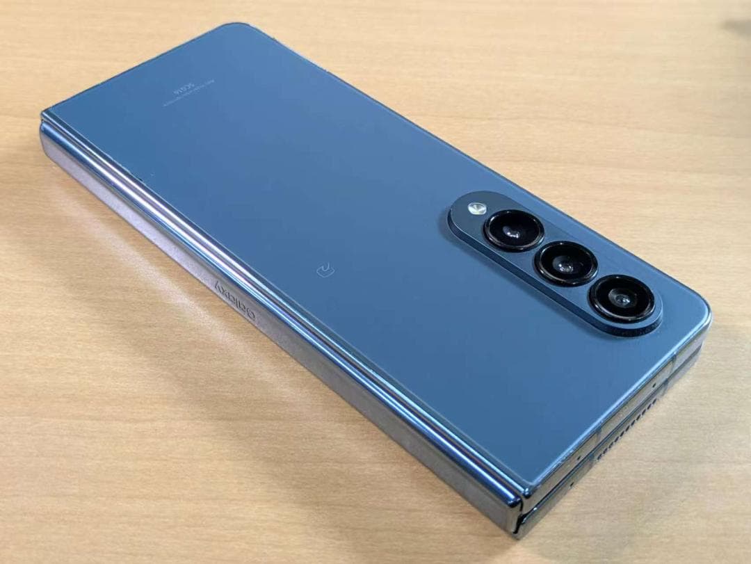 スマートフォン本体 011500D Galaxy Z Flod4 SCG16 256GB