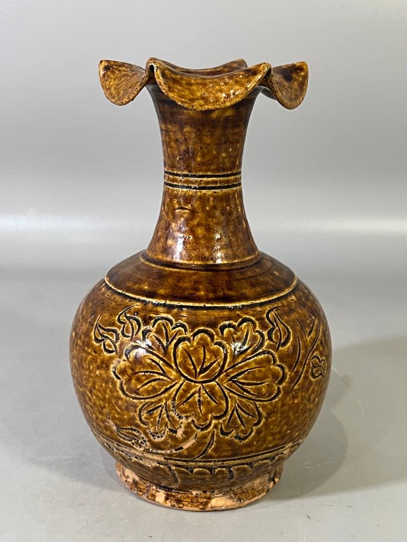 DT732 中国 飴釉 瓶