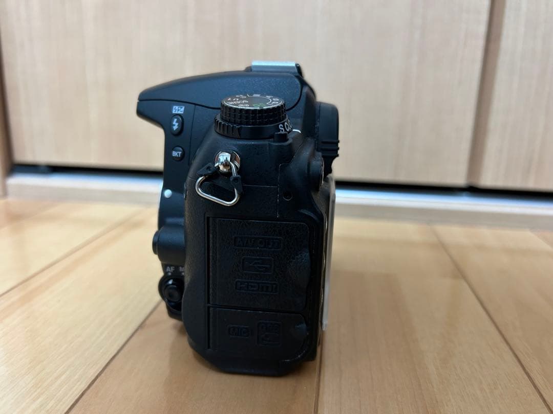 (撮影回数11万回以上のためジャンク扱い 即買い✖️)Nikon D7000本体