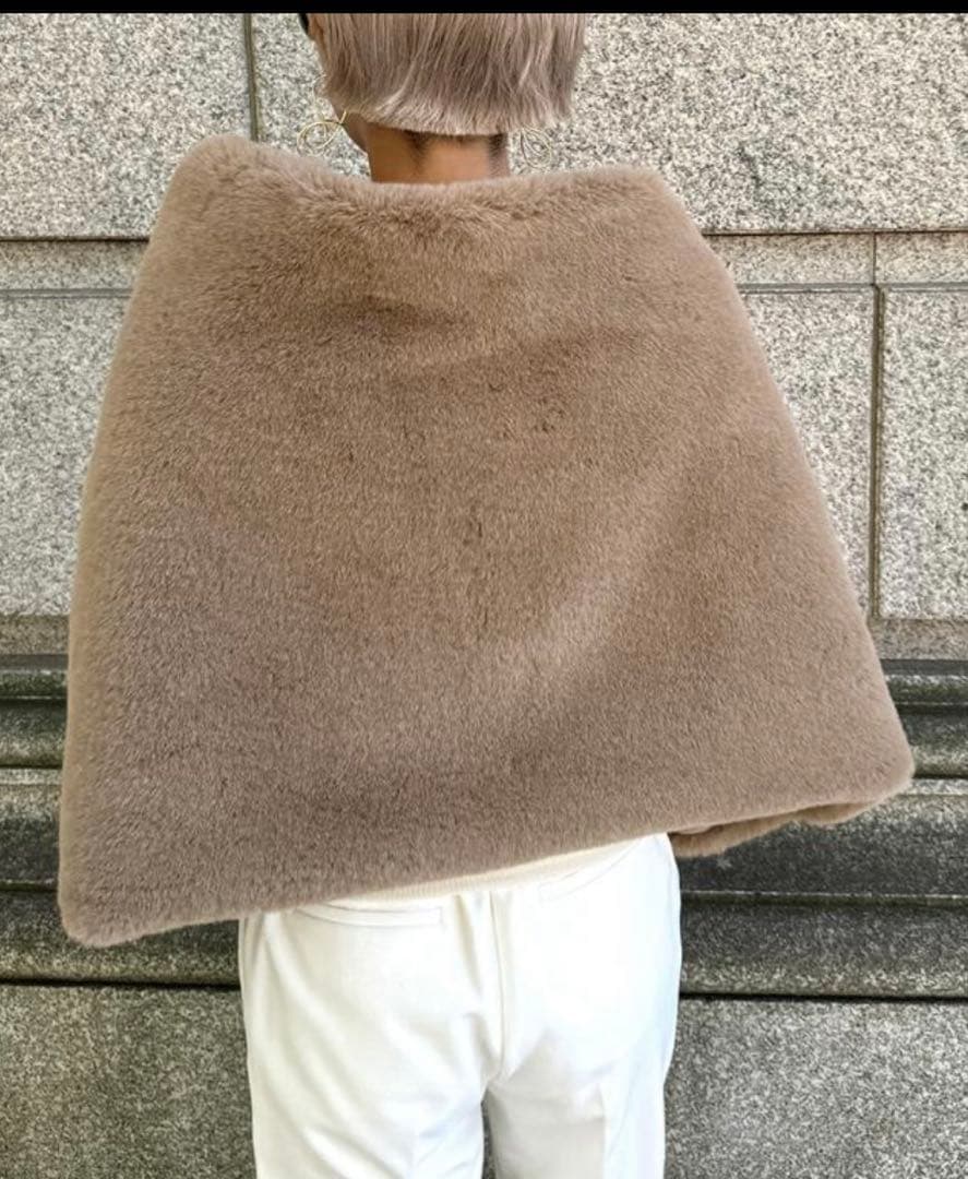 JENNE リッチボリュームファーケープ