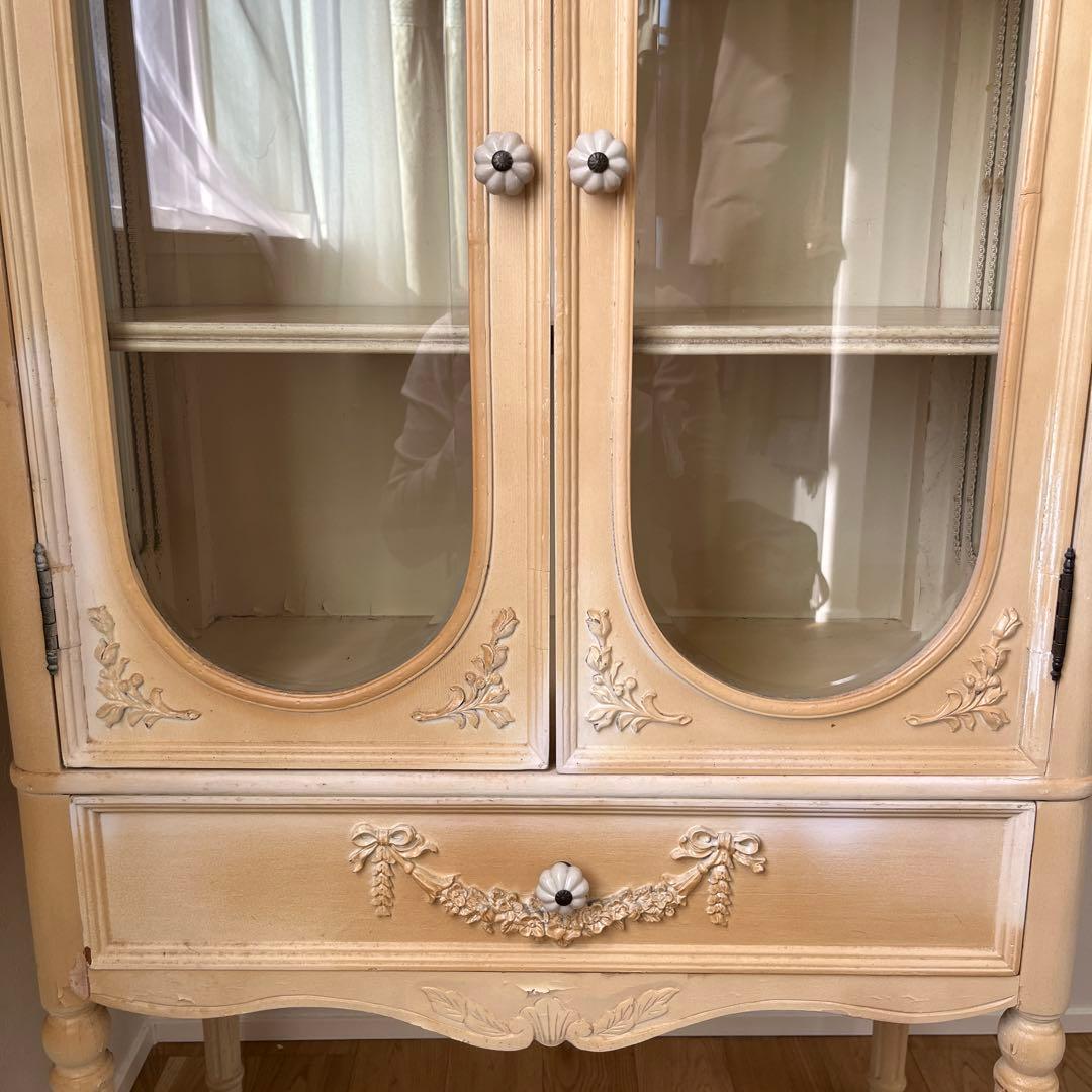 アンティーク　ガラス扉付きディスプレイキャビネット