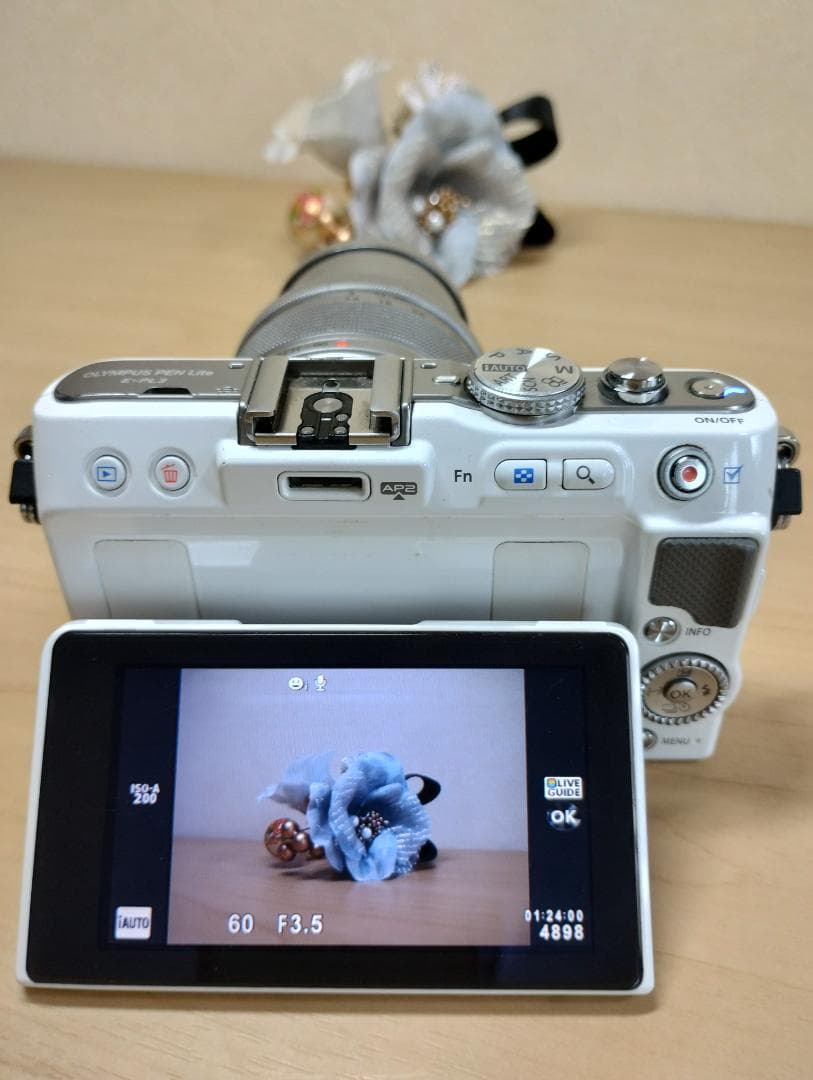 ✨スタイリッシュ✨ OLYMPUS PEN Lite E-PL3 レンズキット