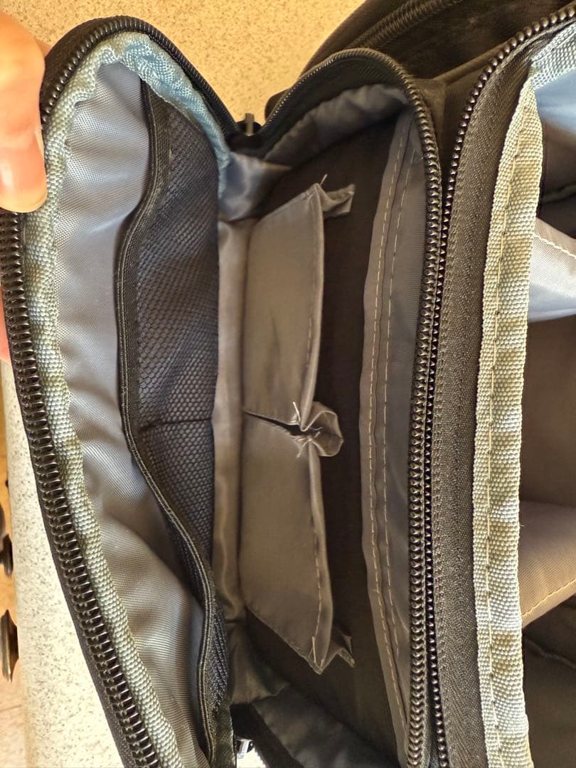 Nikon D5600 ダブルズームキット バッグ付 シャッター数3195回