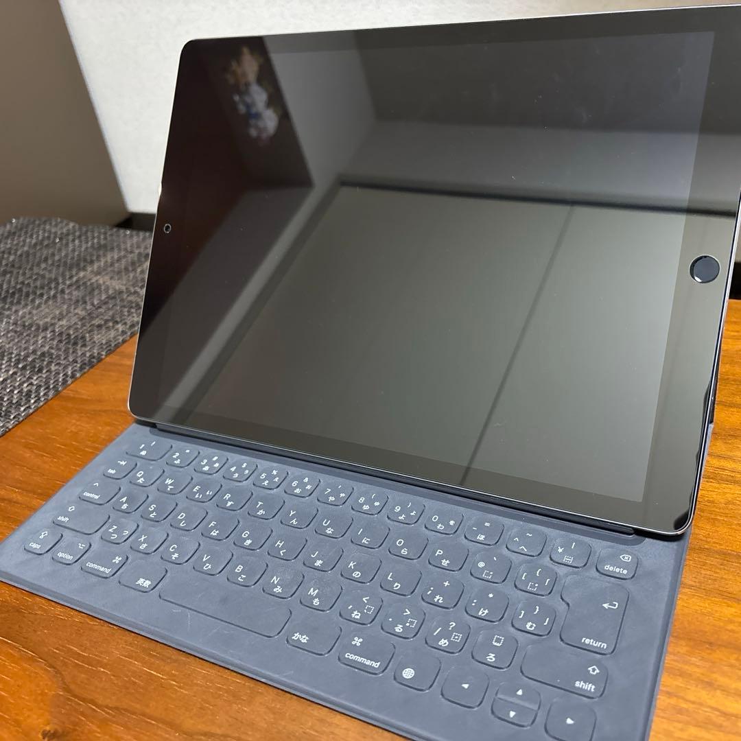 iPad pro 12.9インチ 32GB Appleスマートキーボード付き