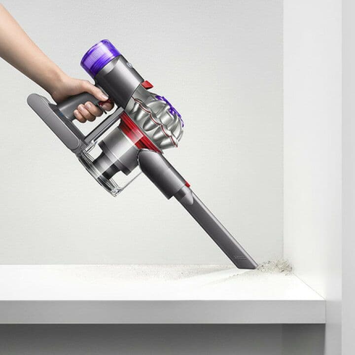 ダイソンV8 SV10K掃除機＋マキタ18vアダプターセット分解清掃済み 動作品