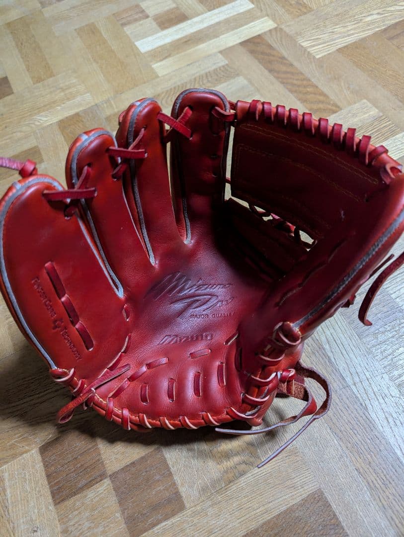 軟式　ミズノ投手用グラブ